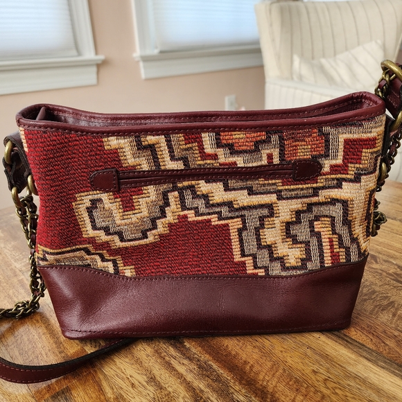 Patricia Nash Handbags - Patricia Nash Red Peruvian Tapestry Salvina Leather Shoulder purse chain bag.